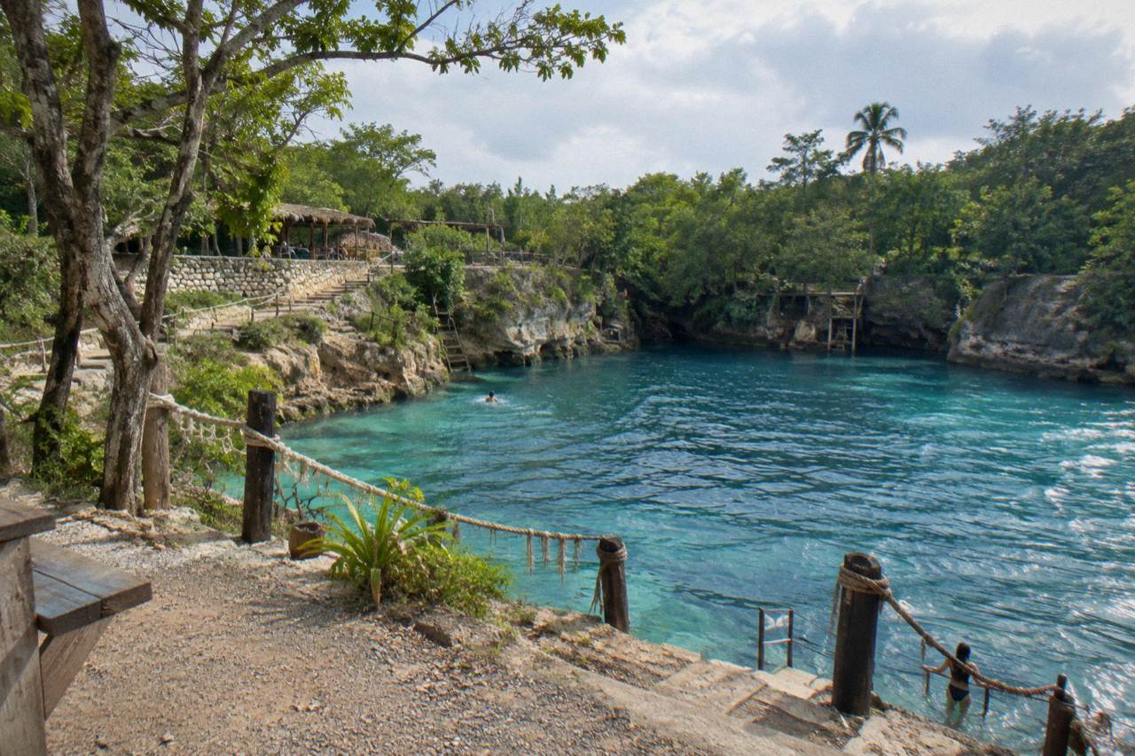 Blue Hole, Secret Falls & Dunn's River Falls: Combo Day Trip