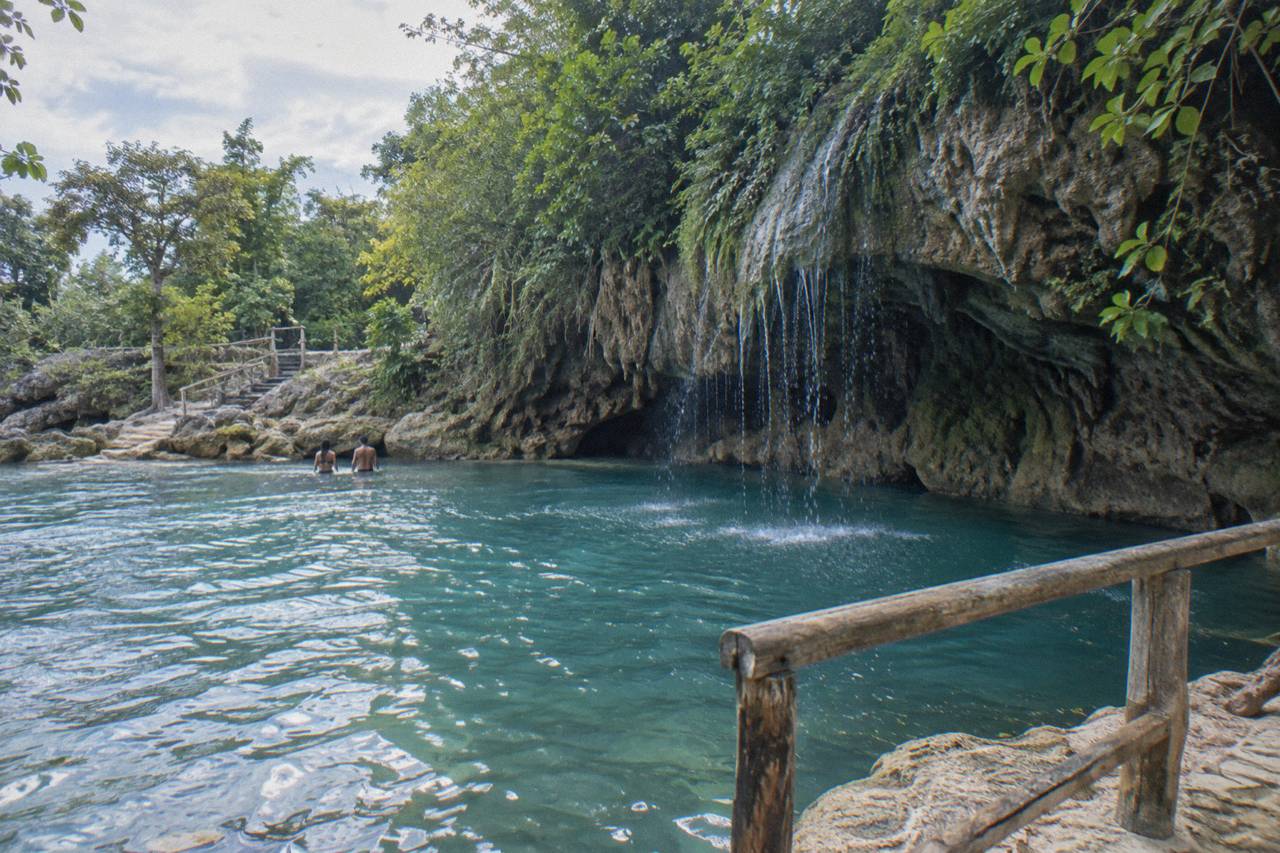 Private Ocho Rios: Dunn's River Falls and Blue Hole Combo